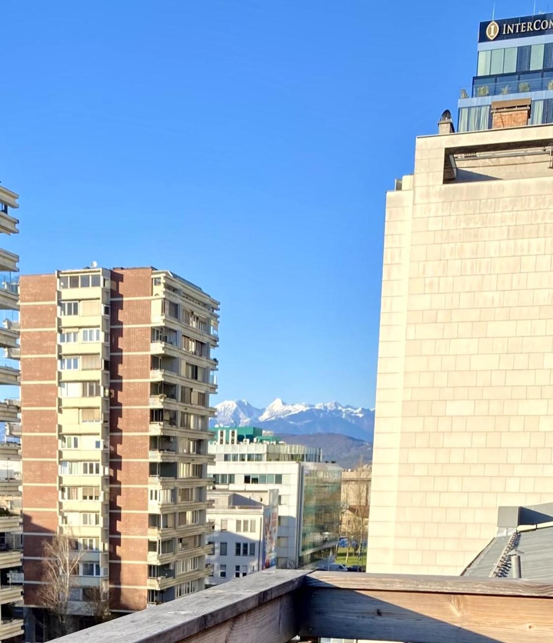 Little Plaza Duplex Apartment Ljubljana Luaran gambar